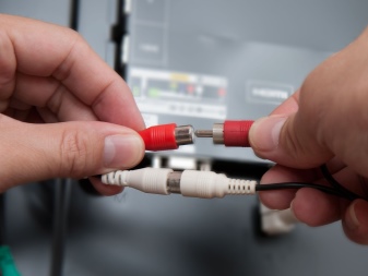 Как подключить ноутбук к телевизору по HDMI: инструкция с 7 способами, как подключить самому